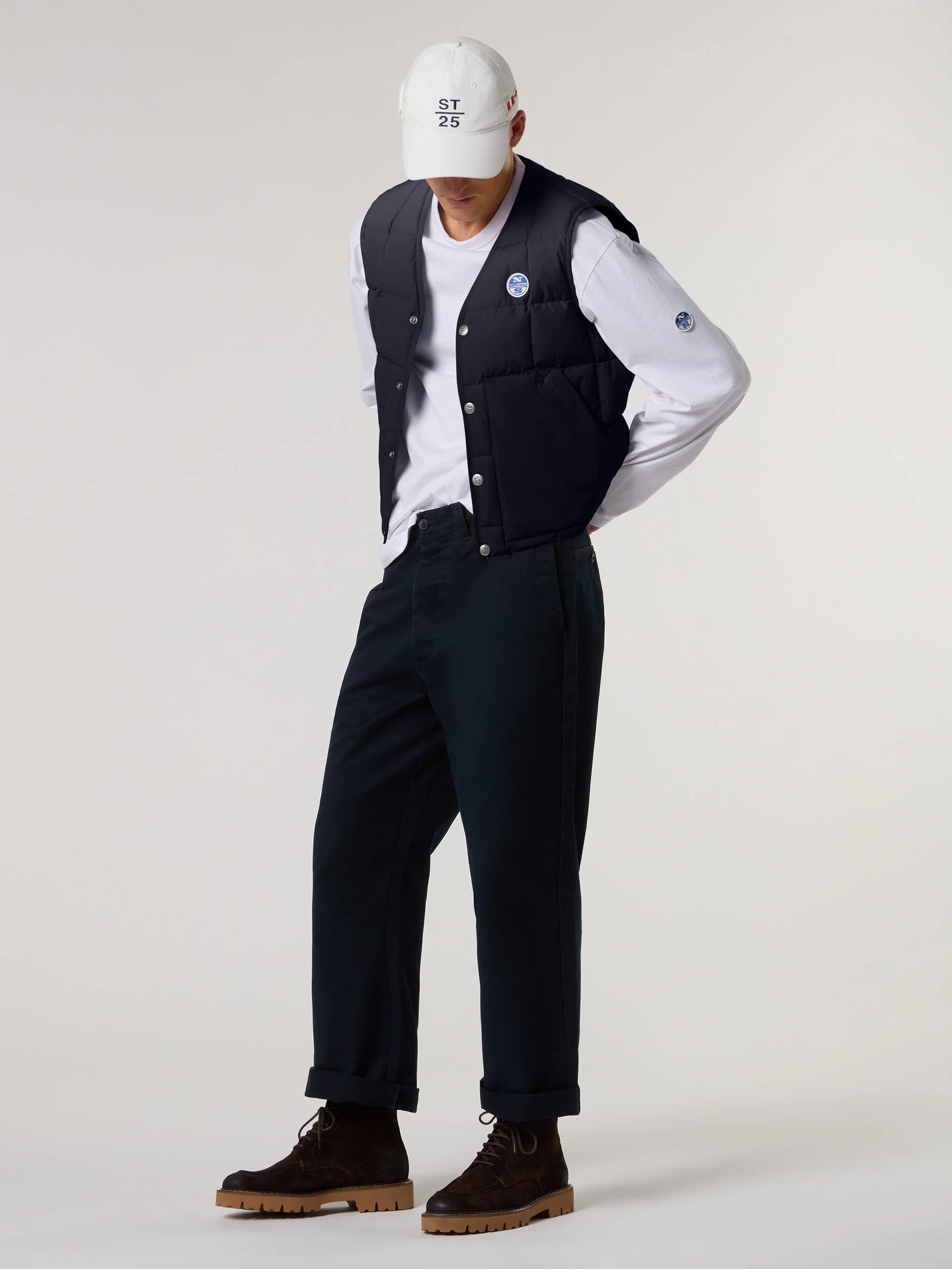 Cap Sud - Est Harbor Vest - Image 3