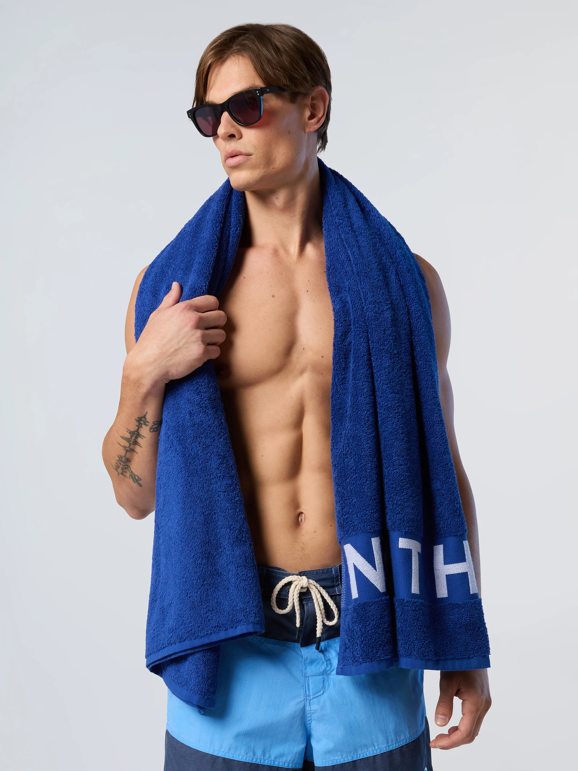 Color-block swim shorts - Image 9