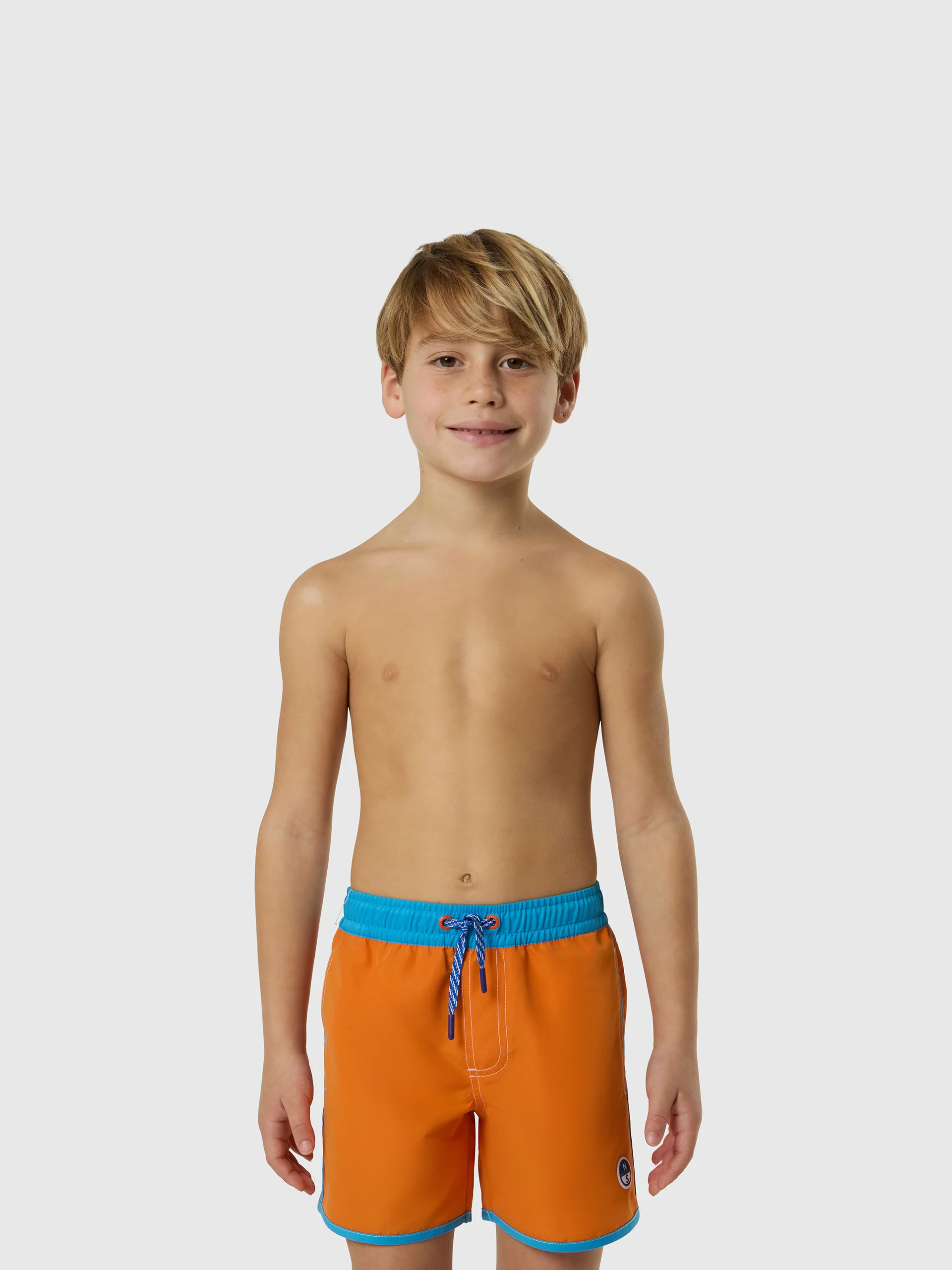Swim shorts with contrast binding