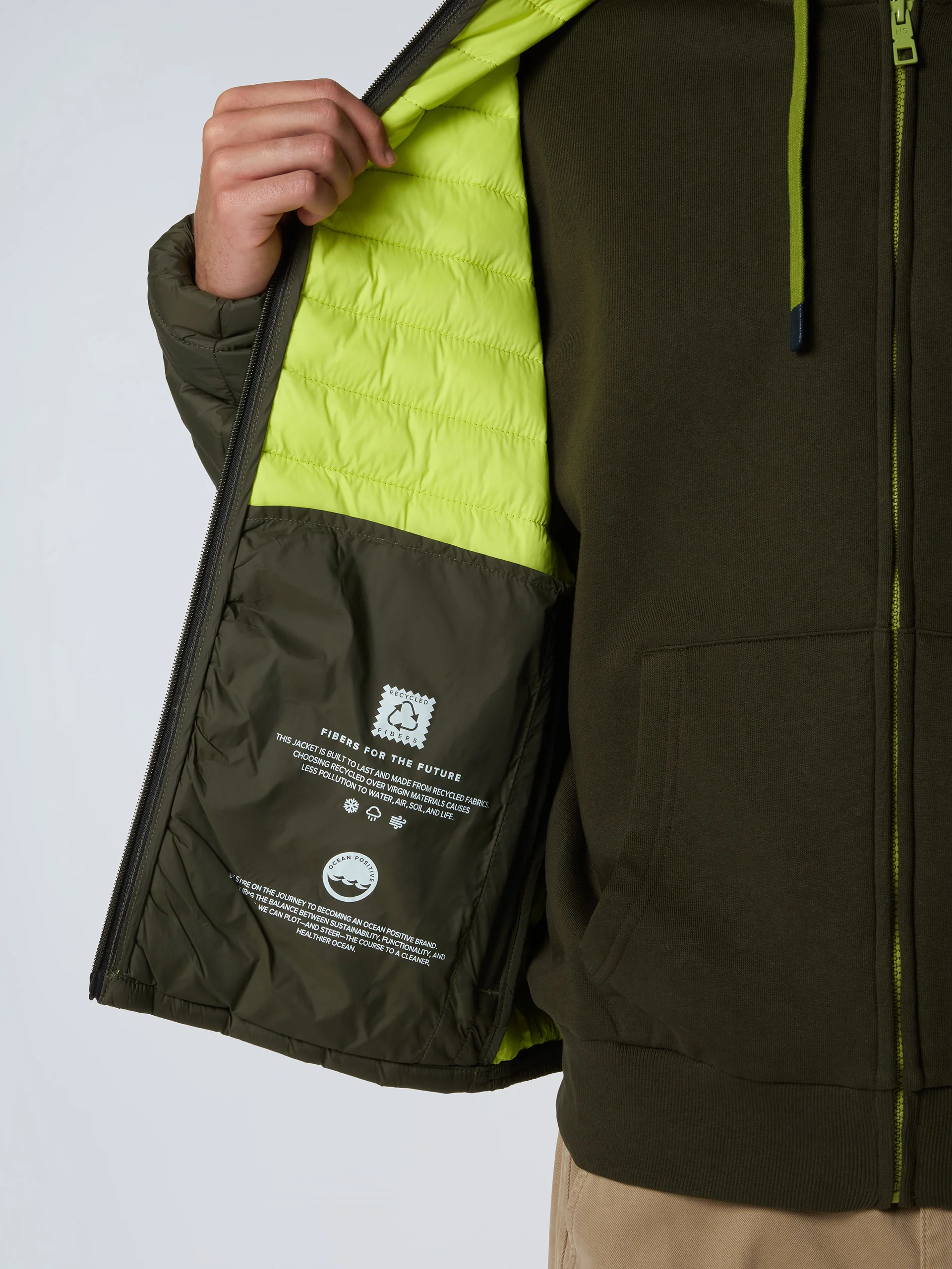 Zephyr Ultralight Jacket - Image 9